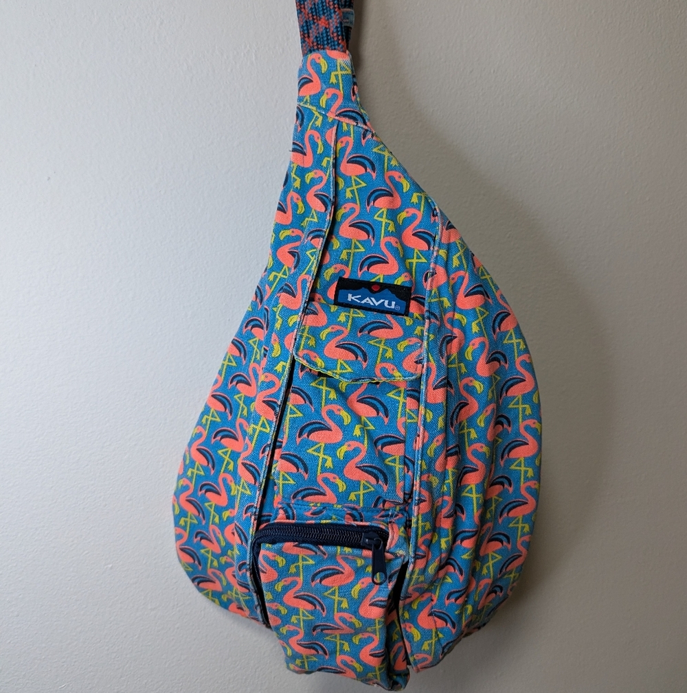 Kavu Paxton Rope Bag In Pink Flamingo Print